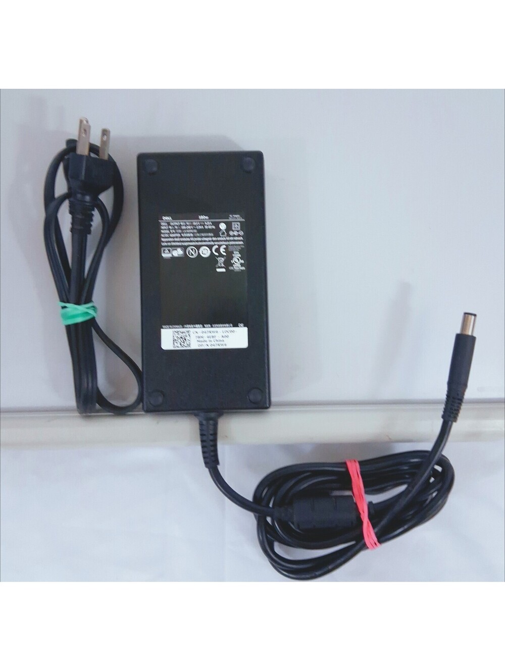 DELL LA180PM180 100-240V 2.34A , 19.5 V 9.23 A 180W AC Adapter Tested Working